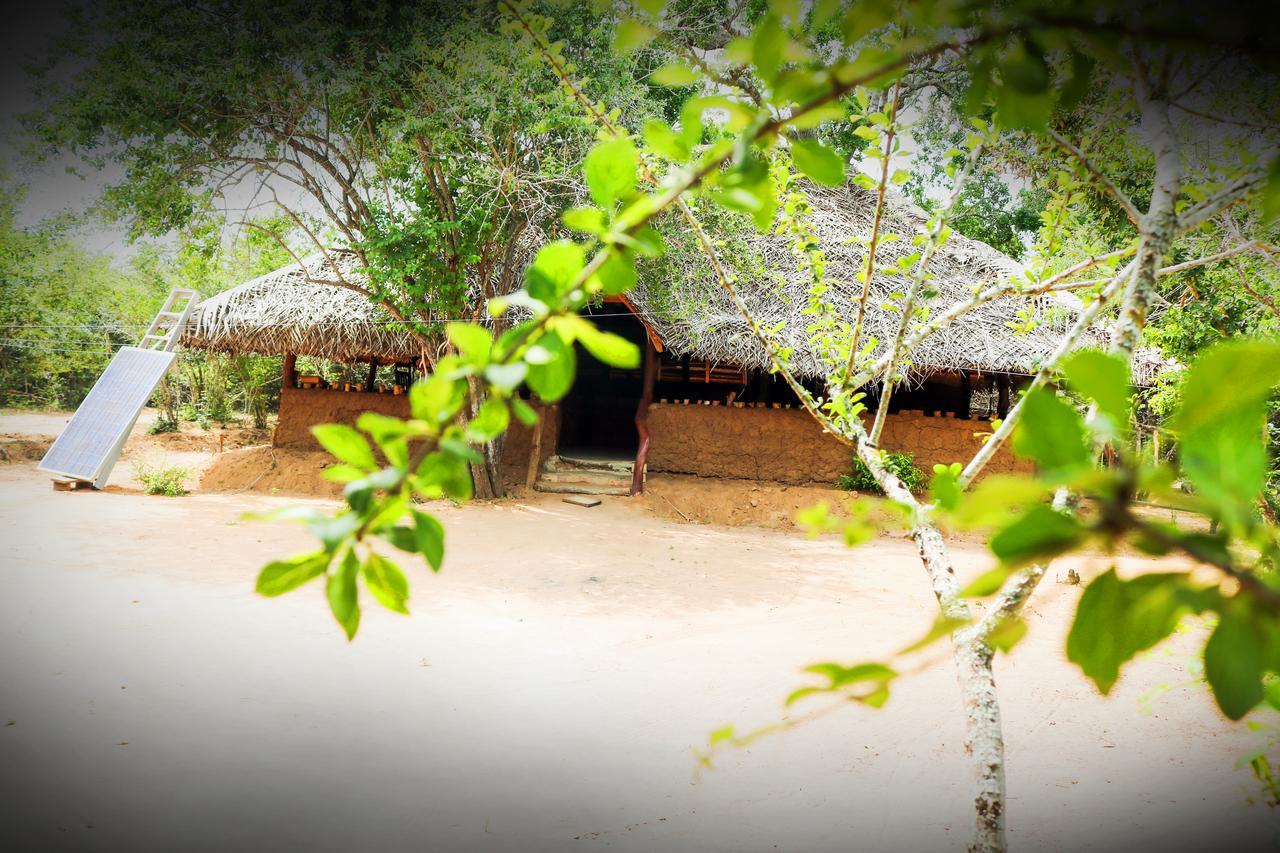 Hotel Yala Wild Corridor Camp Tissamaharama Exterior foto